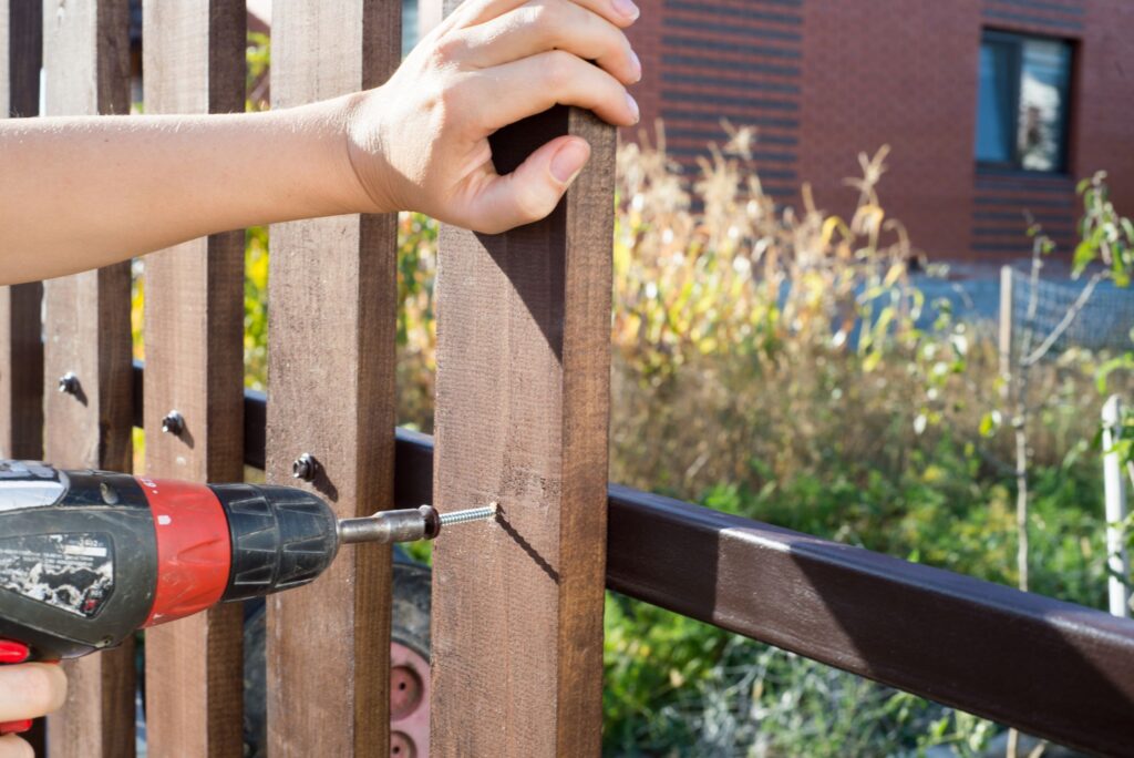 fence repair