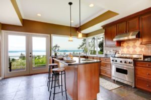 small kitchen remodel. design tips for small ktichen