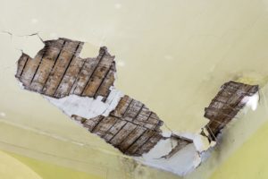 water damage, causes of water damage, rotting, collapsing walls