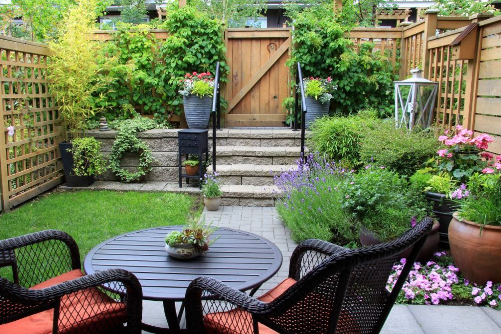 backyard privacy, private deck, bushes around deck, outdoor living