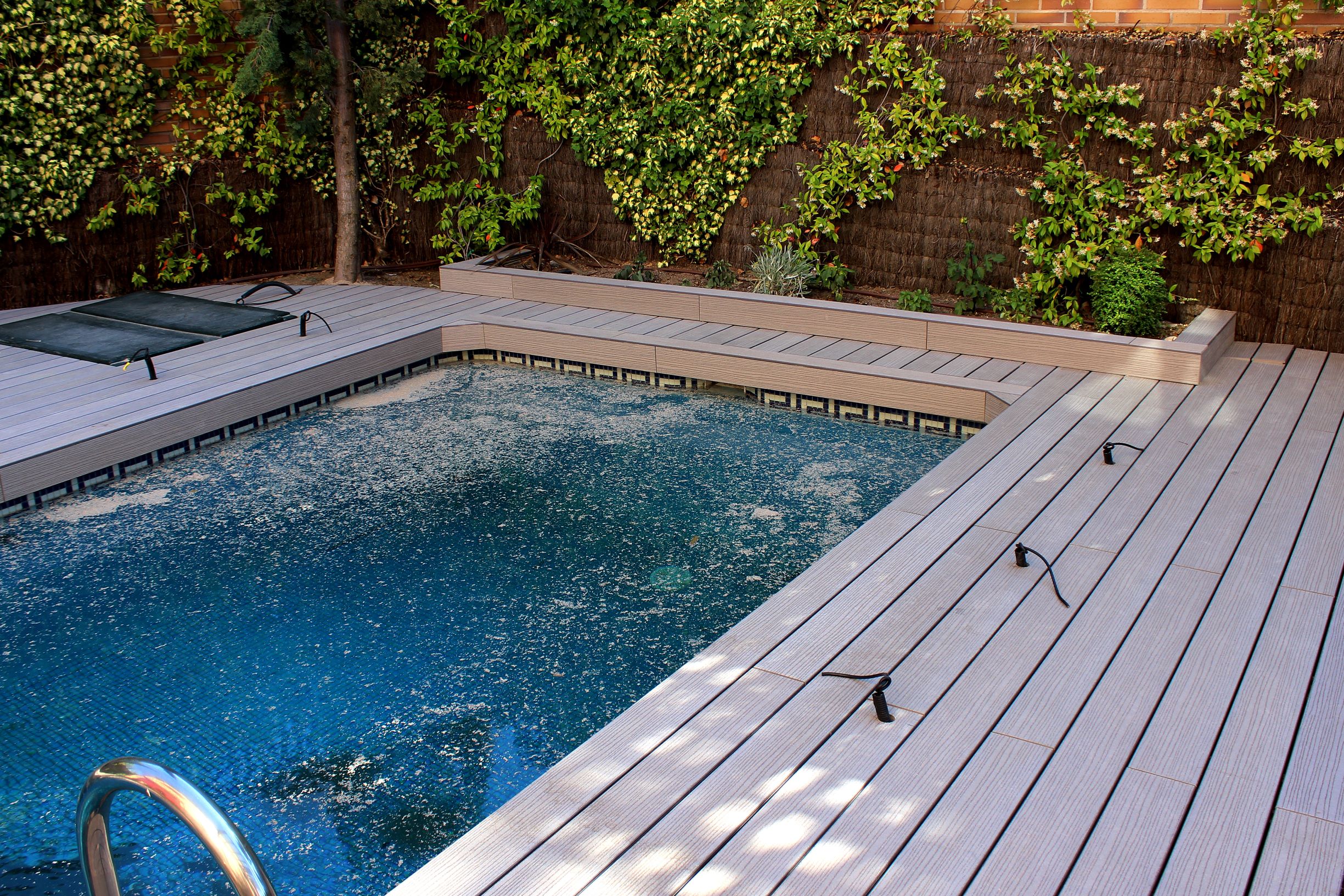 pool deck